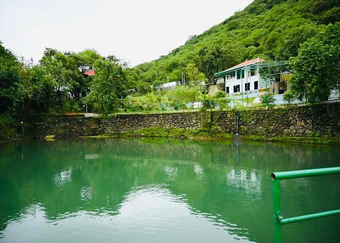 Shisiram-Italian Luxury Cottage Tabor Hills Resort